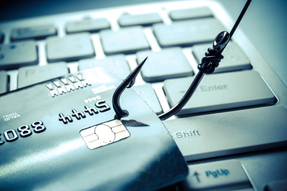 online-fraud-adobestock_92627697