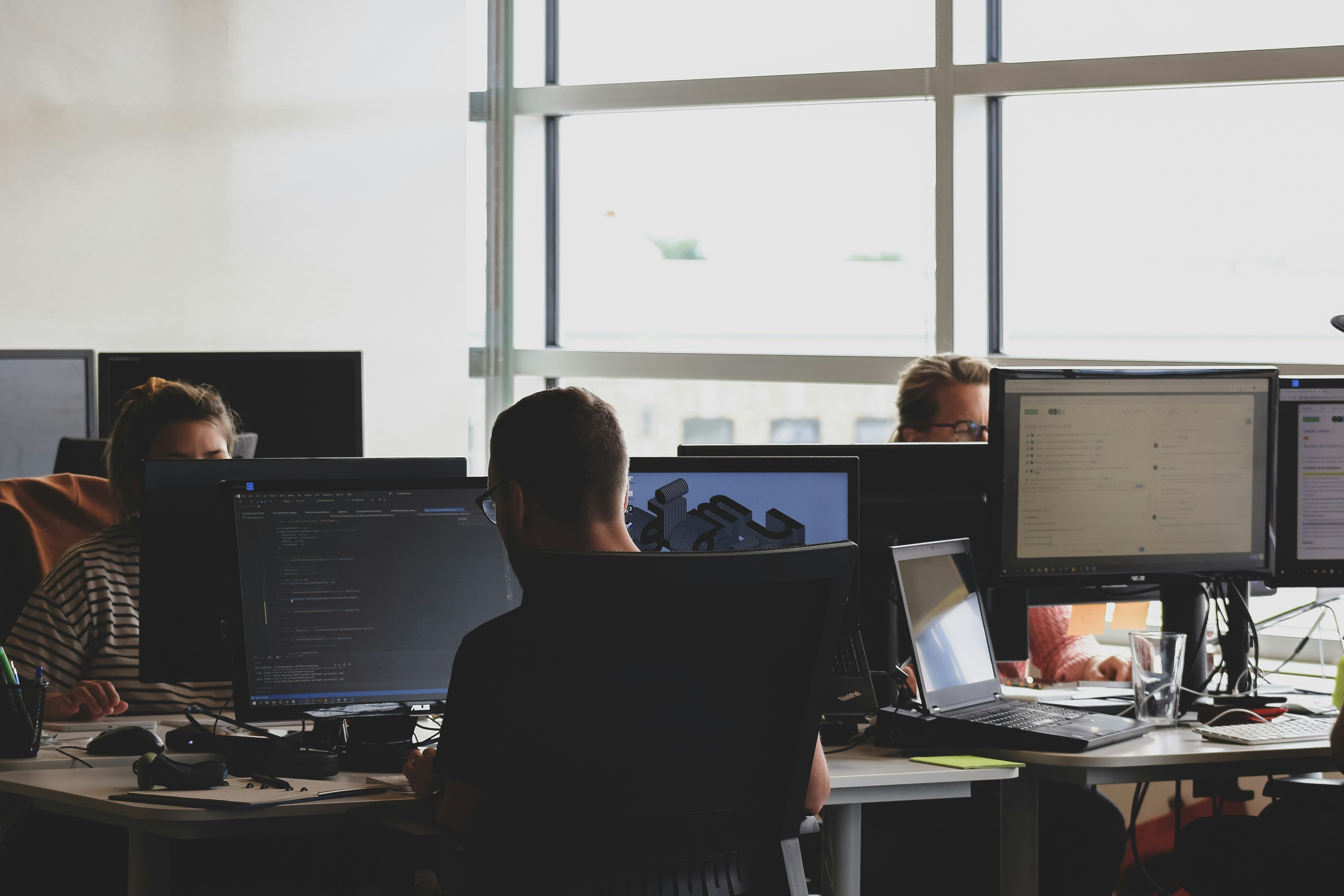 Cybersecurity threats 2025 for enterprises